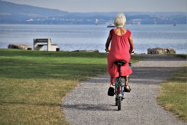 5 Spring Activities For Seniors To Enjoy A Safe And Healthy Season