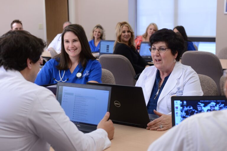 Senior LIFE Partners with PeopleOne Health to Expand Healthcare Options